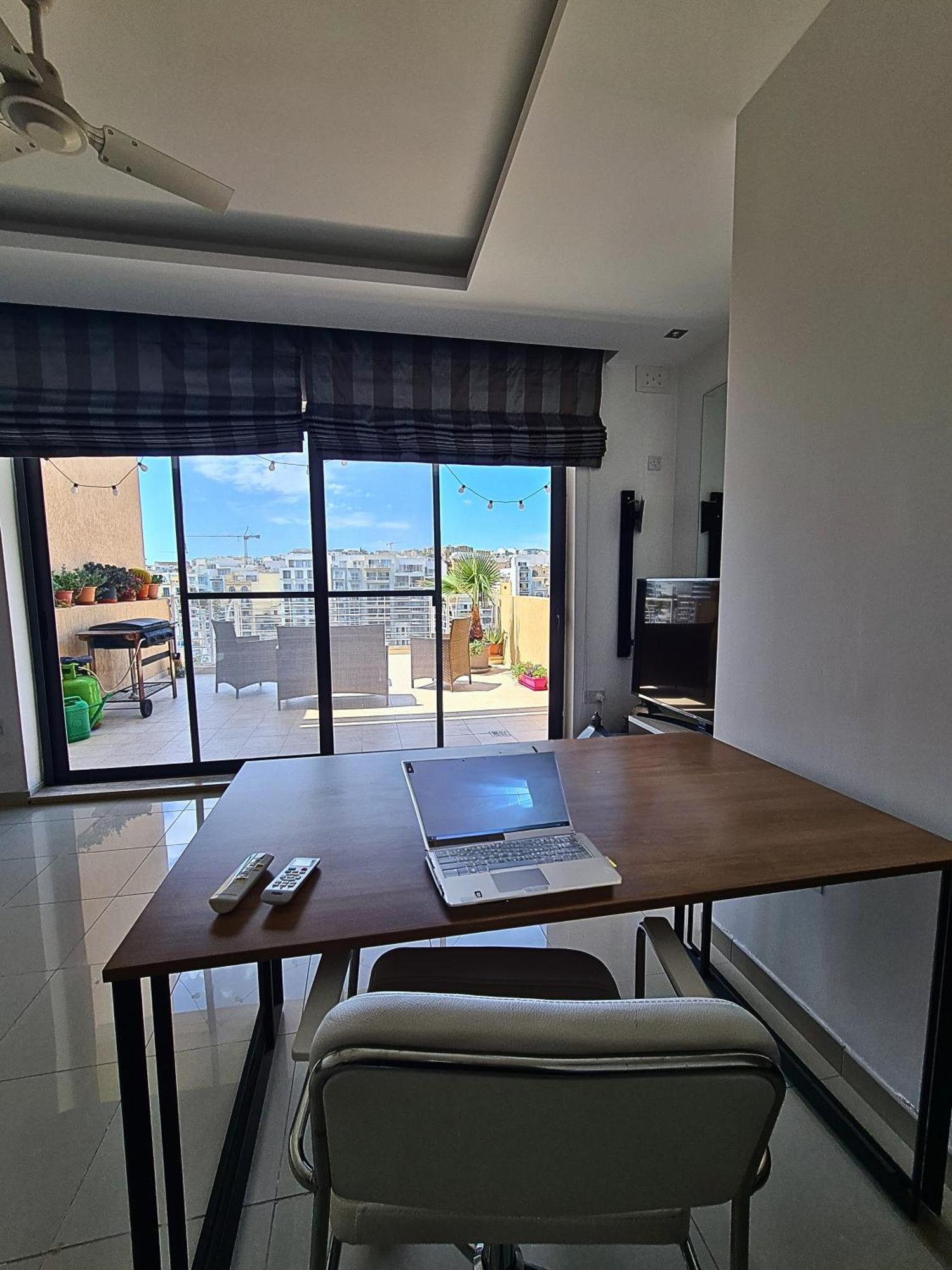 2 Bedroom Seafront Duplex Penthouse In The Heart Of Spinola Bay Saint Julian's Eksteriør bilde