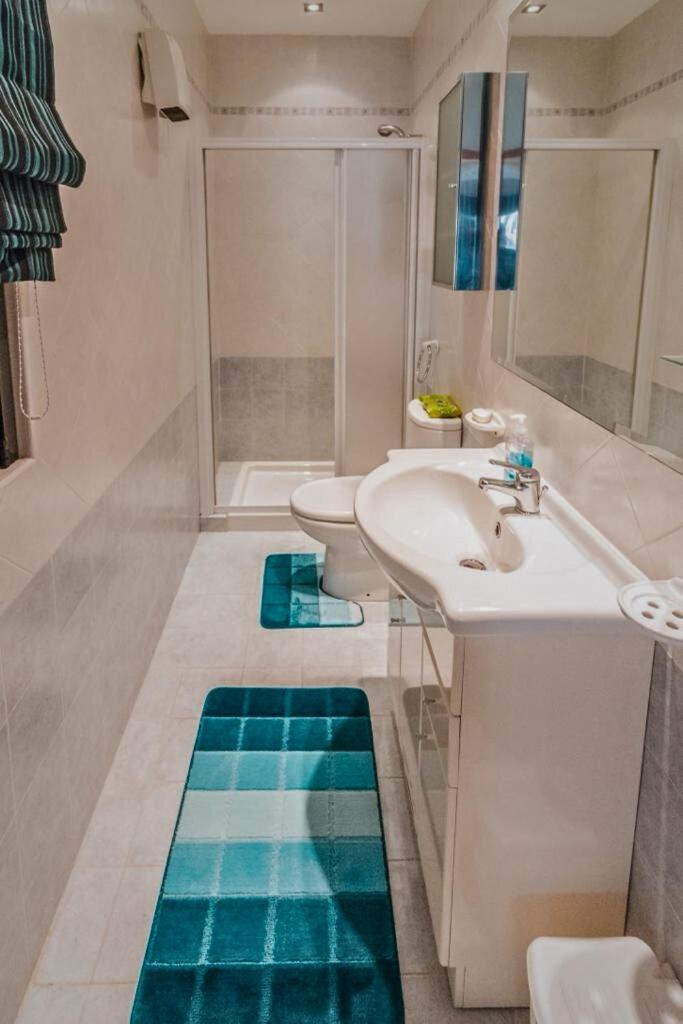 2 Bedroom Seafront Duplex Penthouse In The Heart Of Spinola Bay Saint Julian's Eksteriør bilde